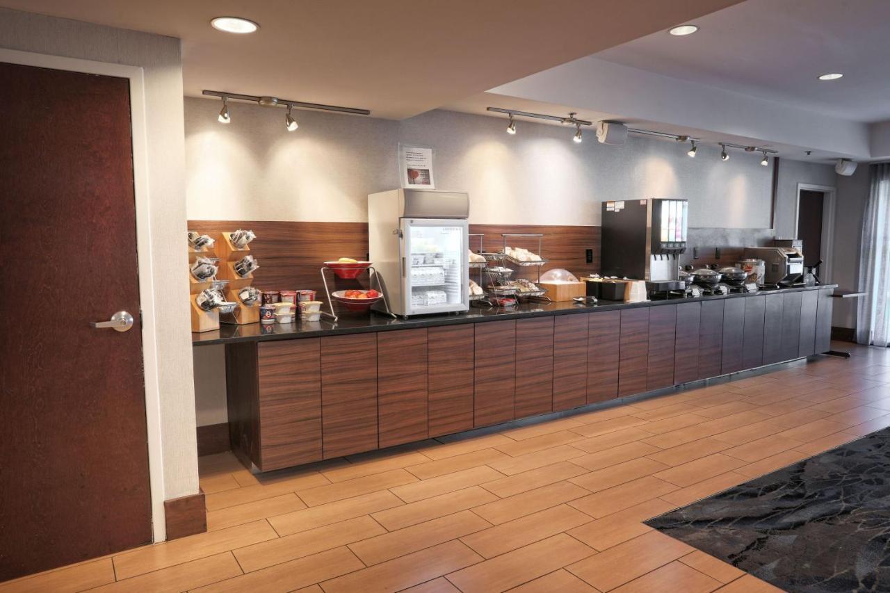 Fairfield Inn & Suites By Marriott Charleston North/Ashley Phosphate Север Чарлстон Экстерьер фото