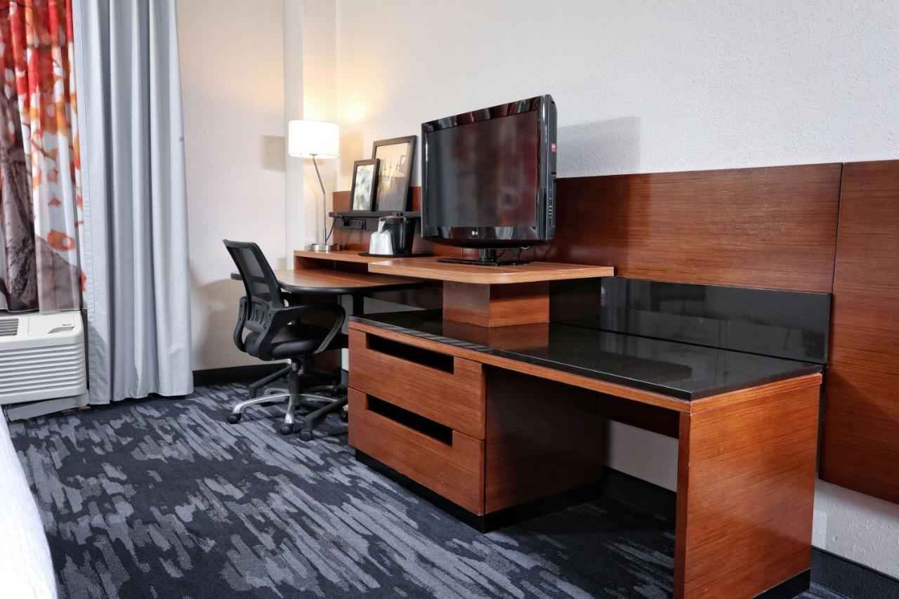 Fairfield Inn & Suites By Marriott Charleston North/Ashley Phosphate Север Чарлстон Экстерьер фото