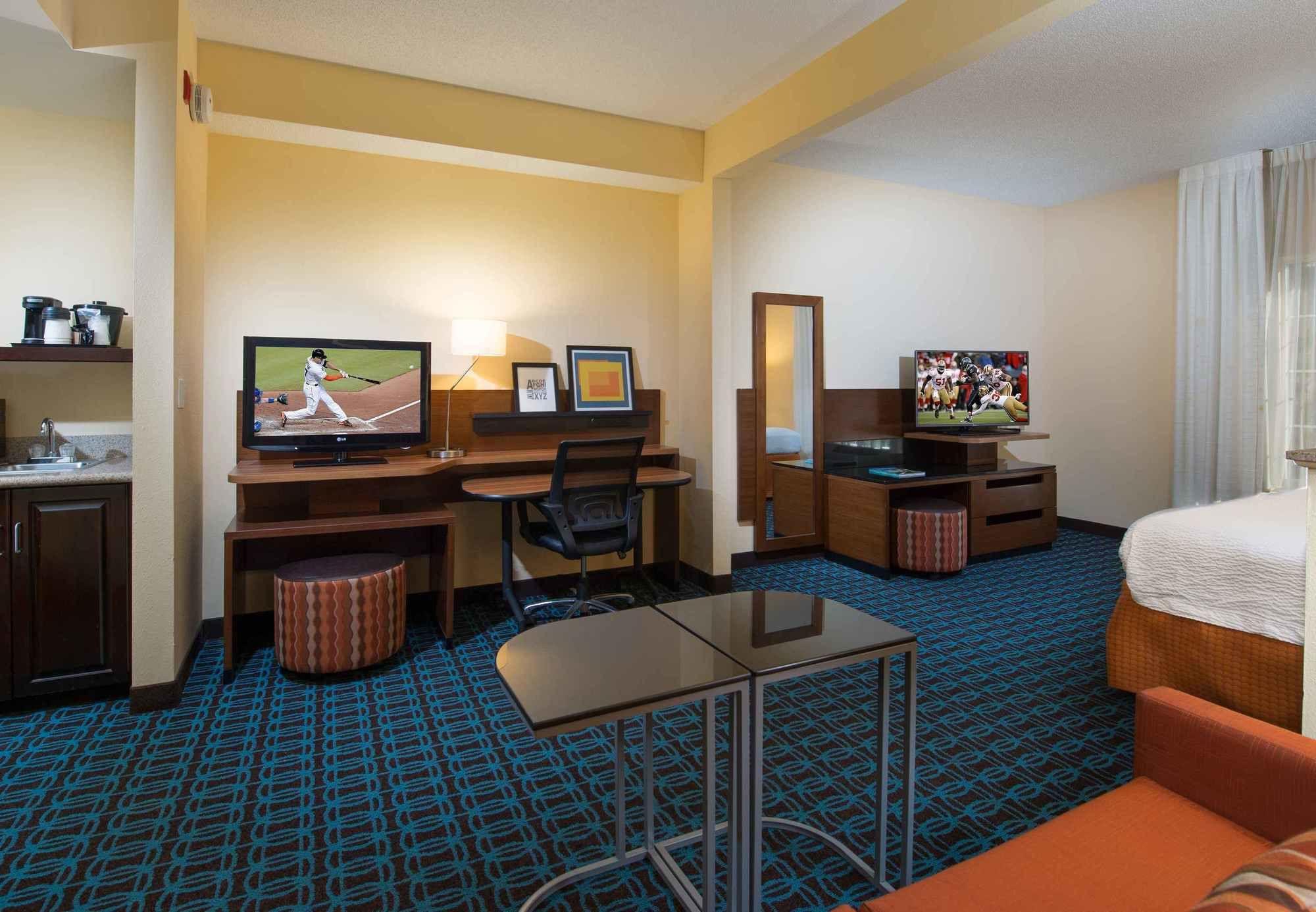 Fairfield Inn & Suites By Marriott Charleston North/Ashley Phosphate Север Чарлстон Экстерьер фото