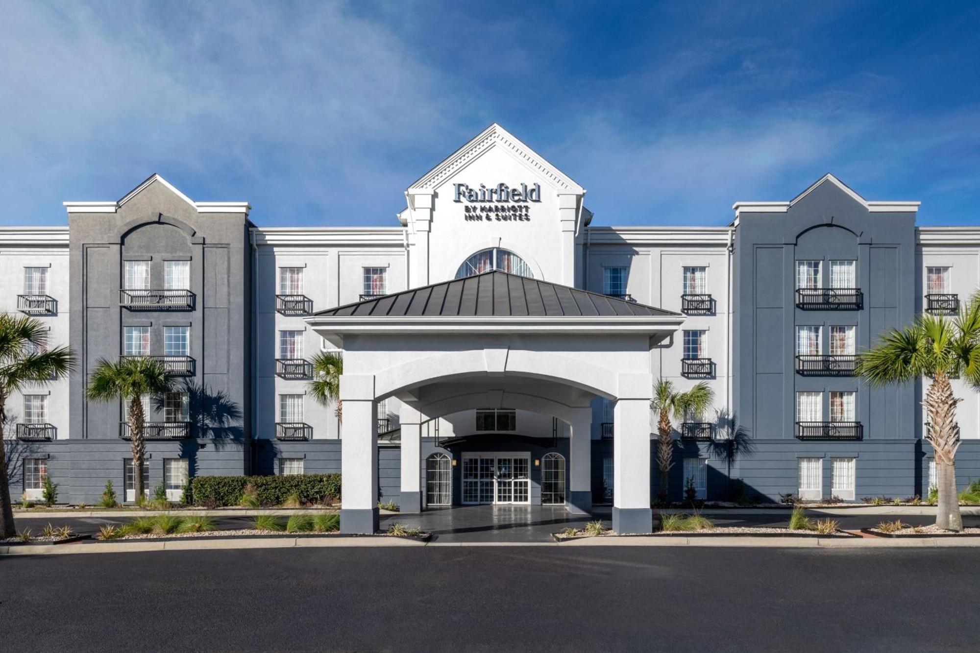 Fairfield Inn & Suites By Marriott Charleston North/Ashley Phosphate Север Чарлстон Экстерьер фото